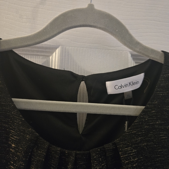 Calvin Klein Women's Sleeveless Top - Picture 7 of 14